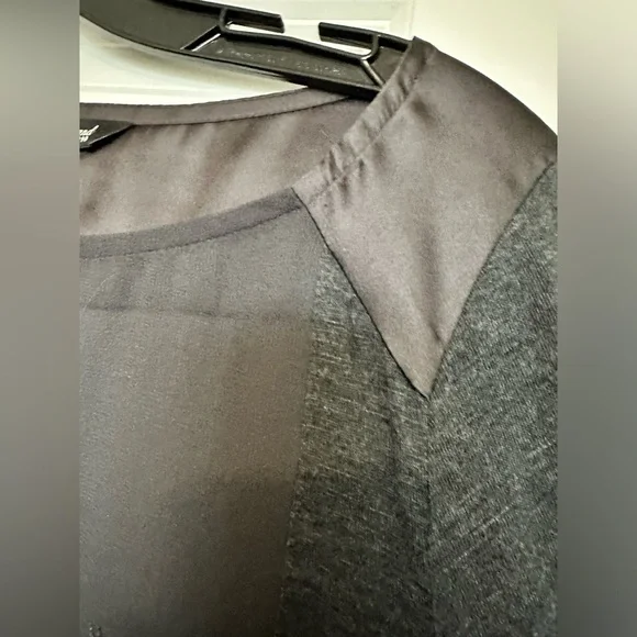 Lucky Brand 🍀 Grey Sheer Top Medium (❗️Free with another purchase❗️) - Picture 5 of 8